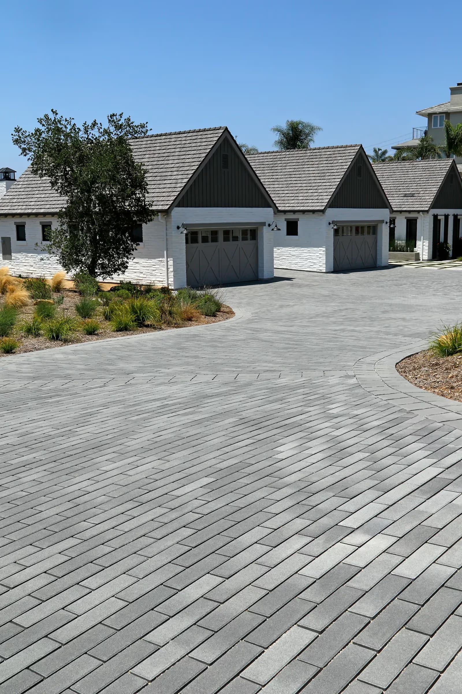 4 x 12 AquaLina Acker-Stone pavers installed — project 3