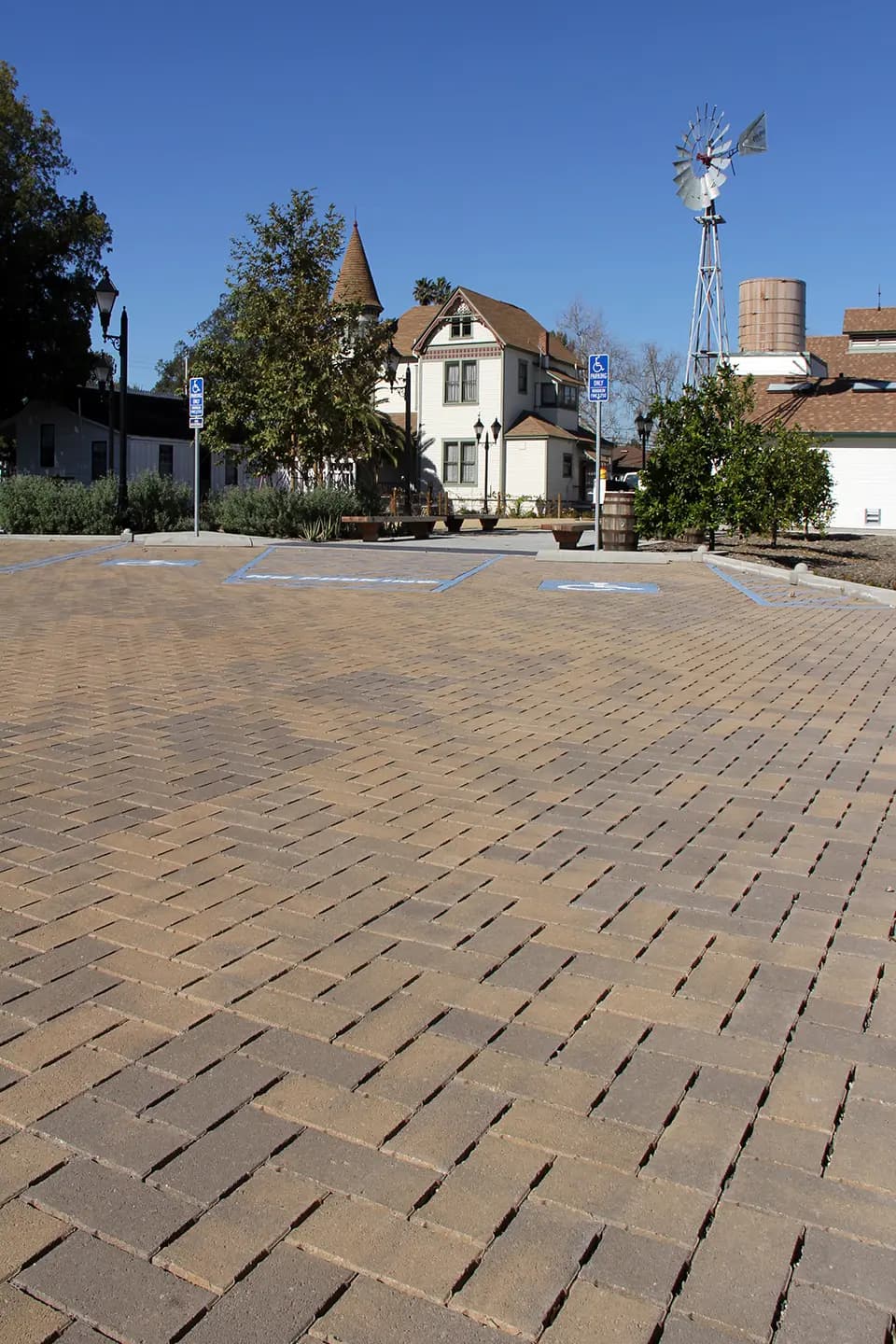 Aqua-Via ML — Acker-Stone pavers