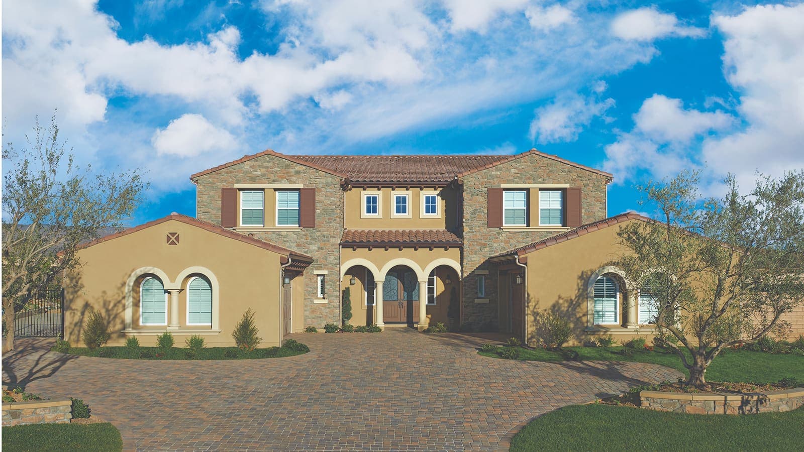 Antique Cobble I & II Paving Stones Angelus pavers installed — project 2
