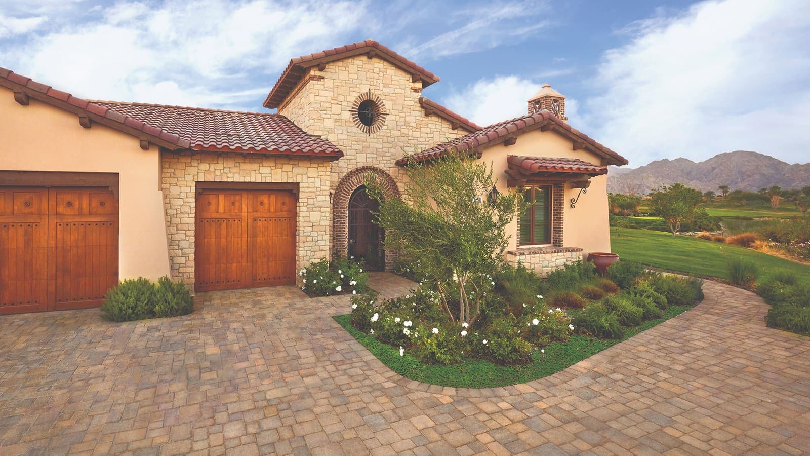 Courtyard Stone Paving Stones Angelus pavers installed — project 8