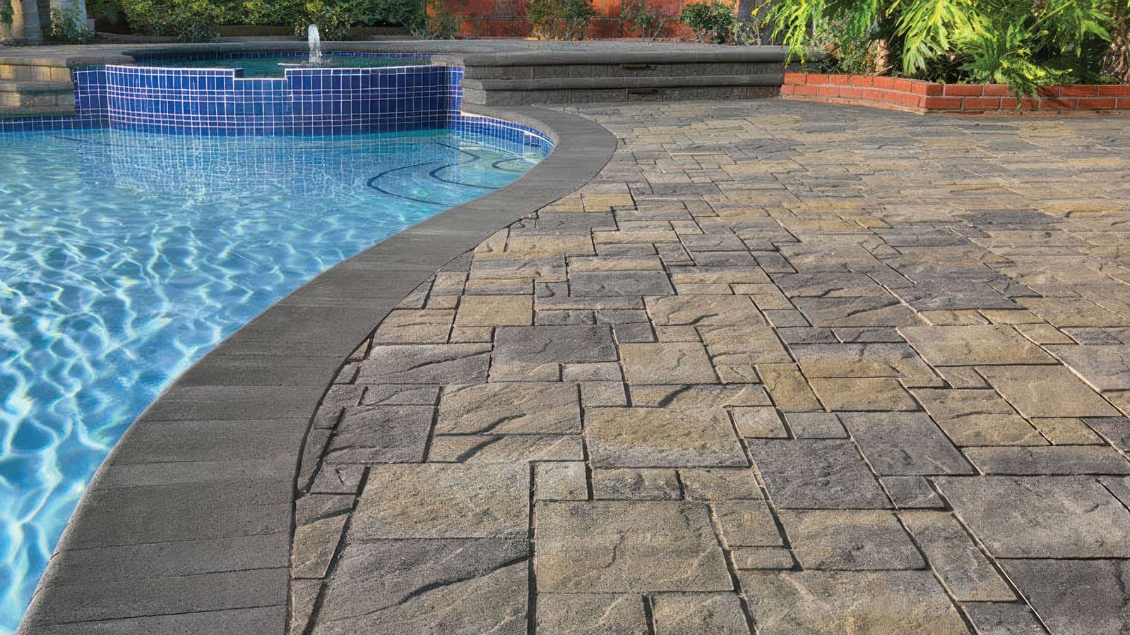 Heartland Paving Stones Angelus pavers installed — project 5