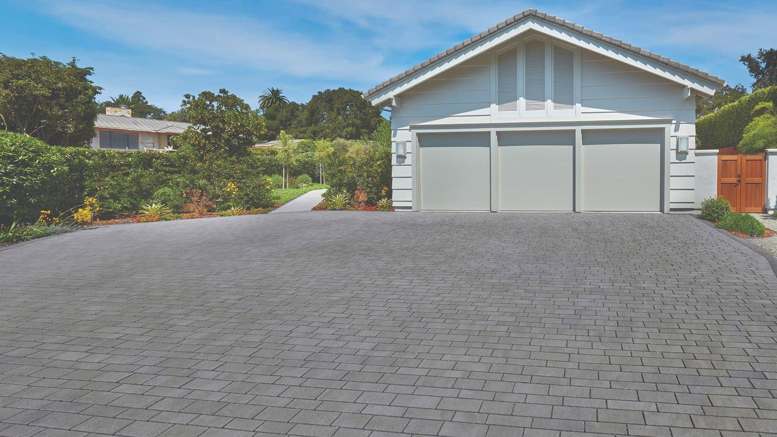 Permeable Aqualina Paving Stones Angelus pavers installed — project 4