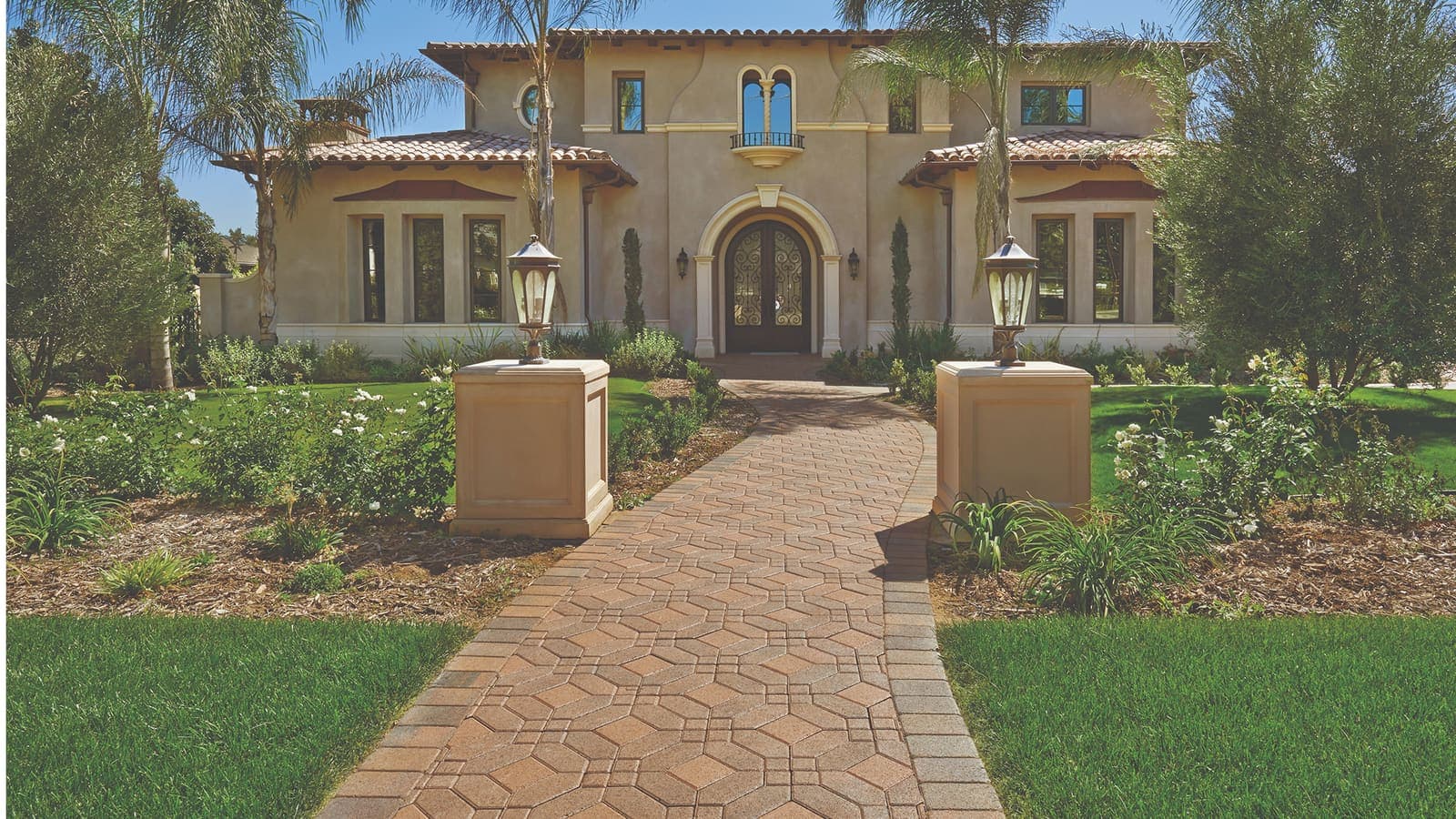 Symetry® Paving Stones Angelus pavers installed — project 1