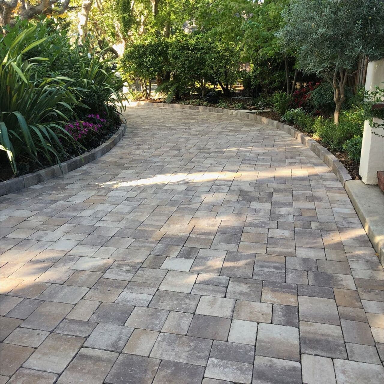 Antiqued Flat Top Belgard pavers installed — project 3