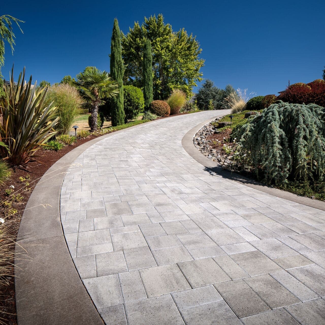 Catalina Grana Paver Belgard pavers installed — project 4