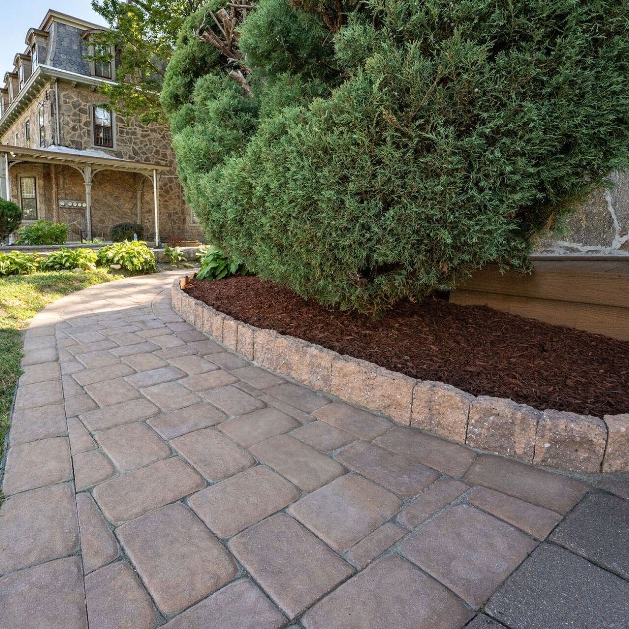 Old Towne Cobble Belgard pavers installed — project 3