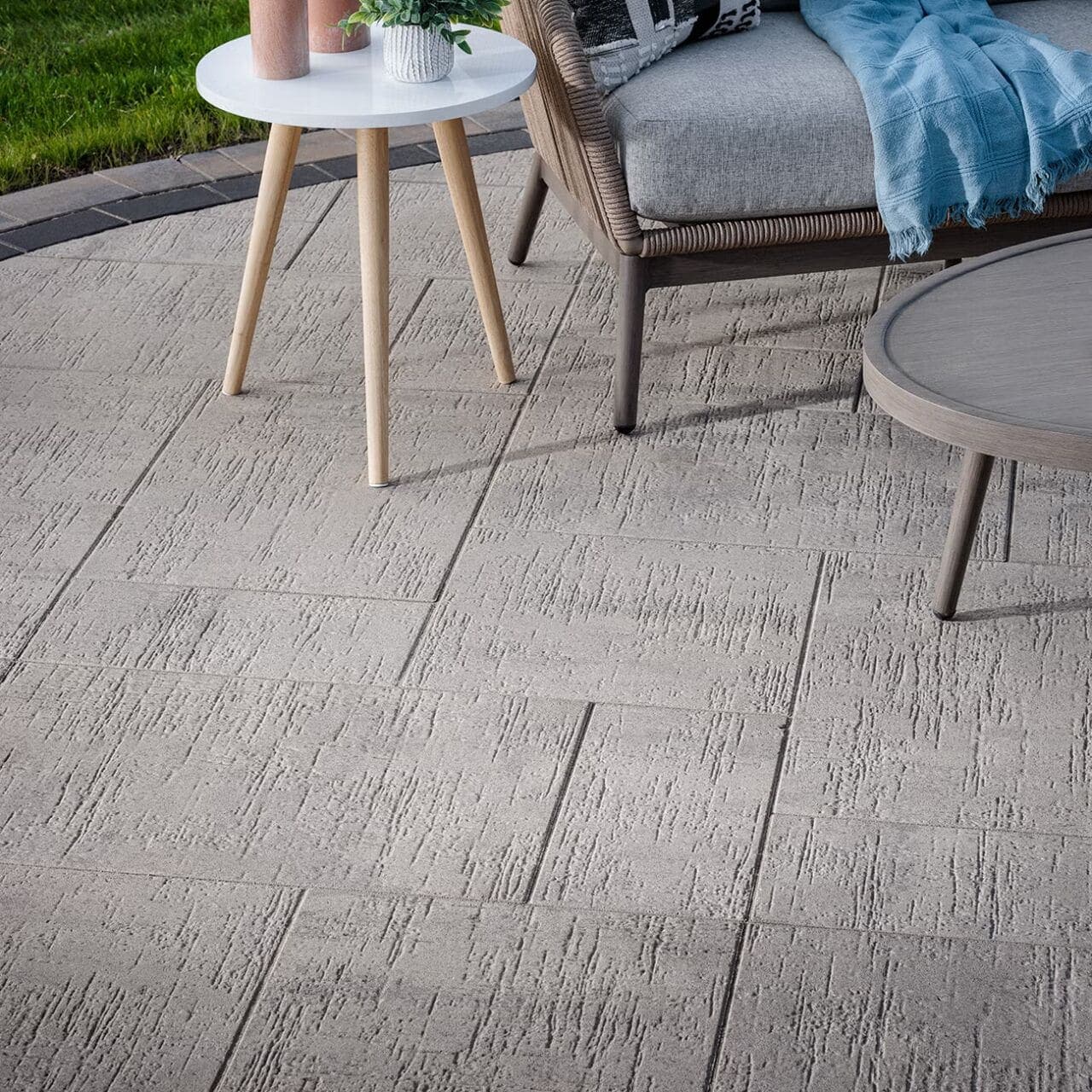 Papyrus Paver Belgard pavers installed — project 1