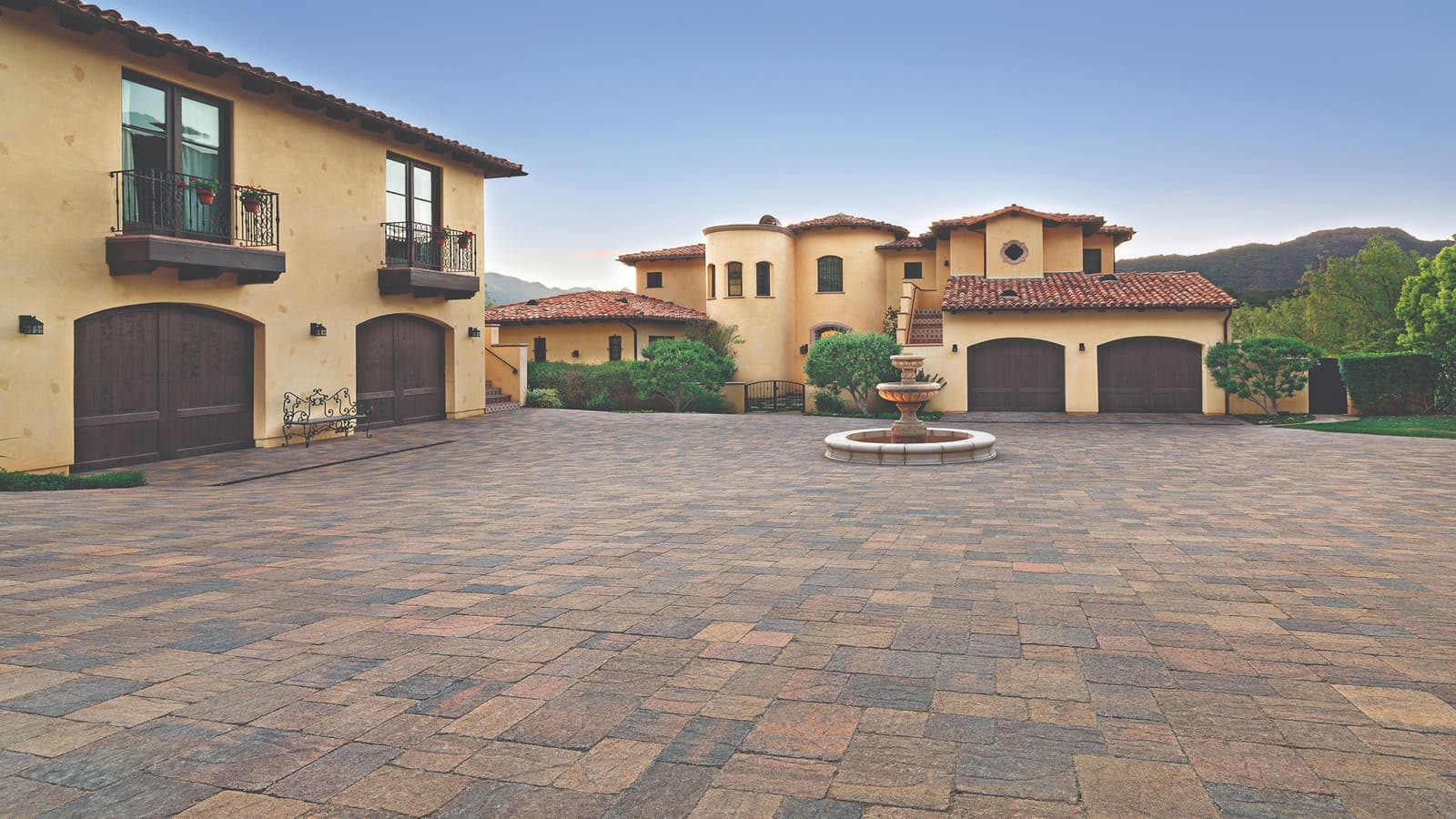 How to Choose the Perfect Paver Color